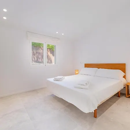 Es Vila By Esteva Emerald Vila *